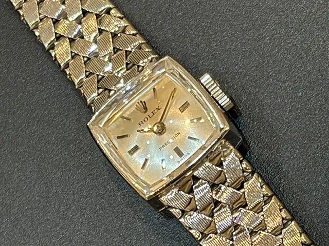 ロレックス ヴィンテージレディースを店頭でお客様より買取いたました